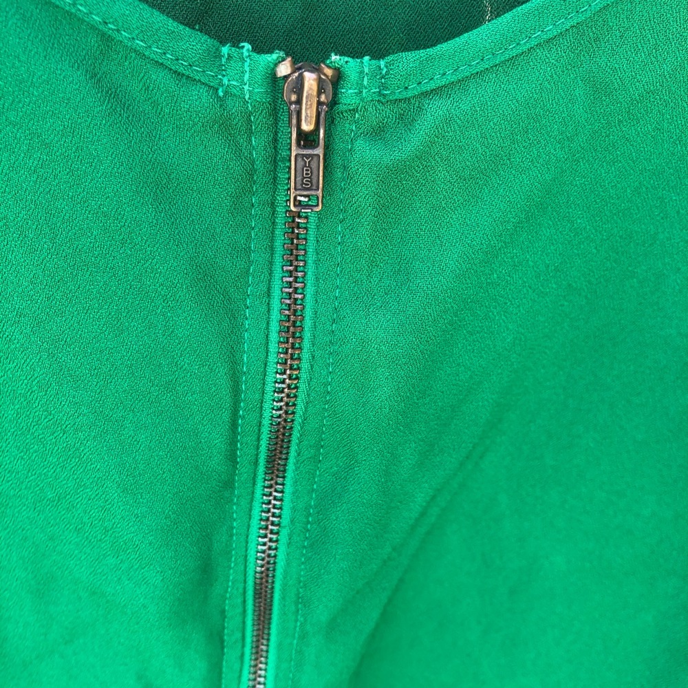 Worthington - Emerald Green Flutter Sleeve - image 3